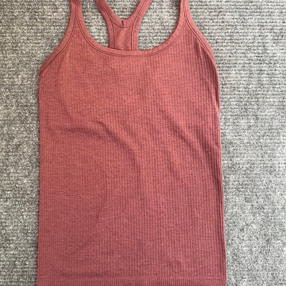 Women's Size 6 Lululemon Ebb to Street Tank Ribbed Tank